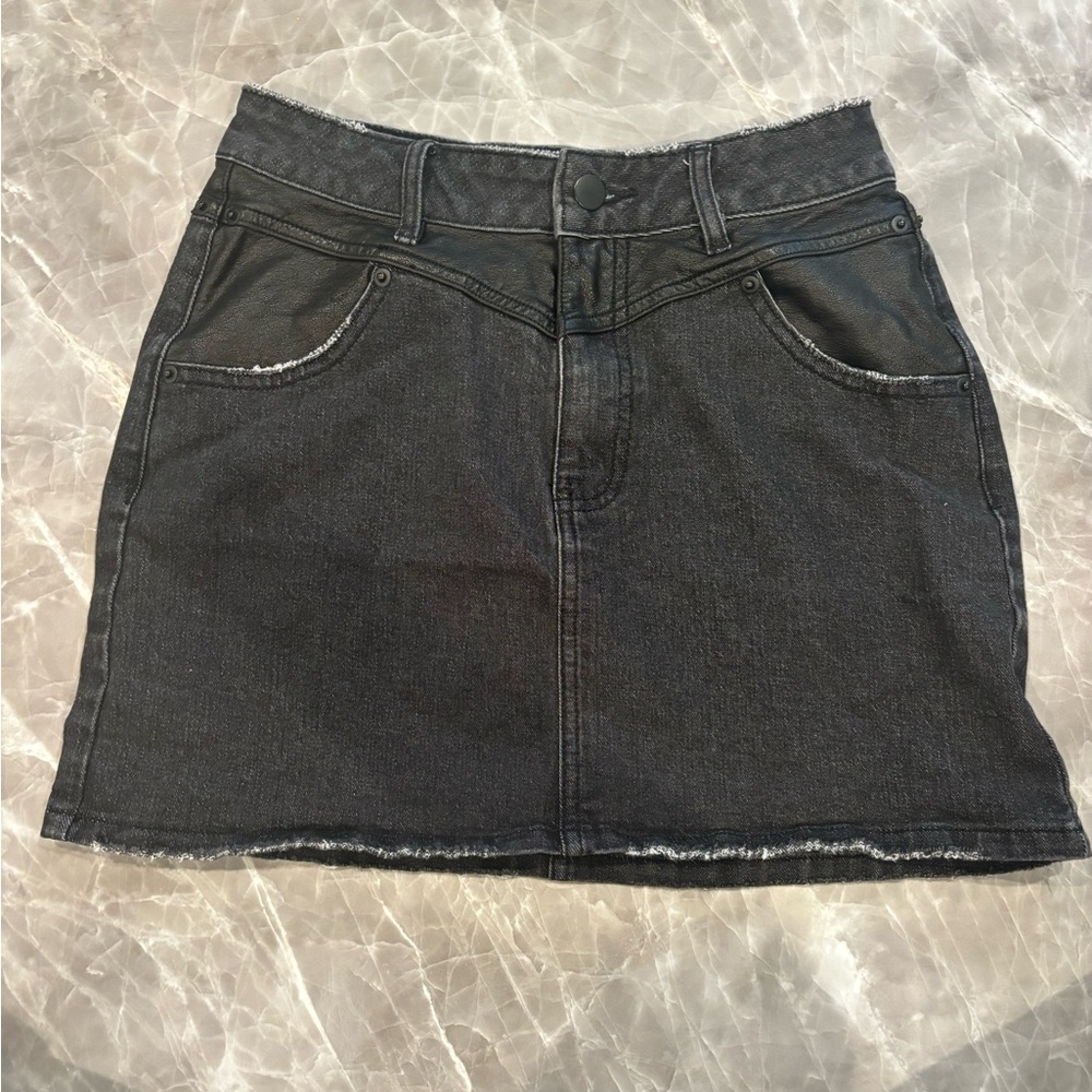 Tiger Mist Charcoal Mini Skirt